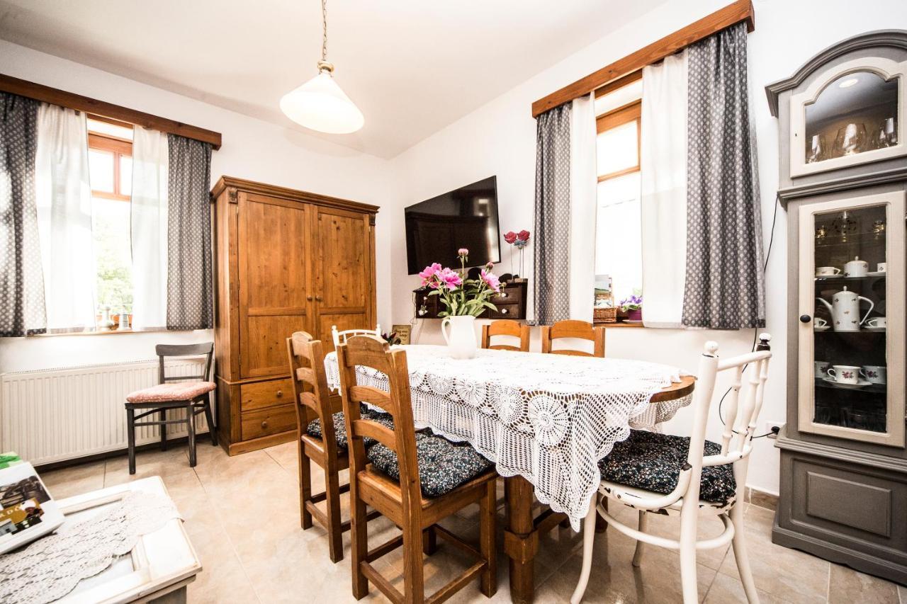 Appartamento Ámbitus-ház Egerszalók Esterno foto